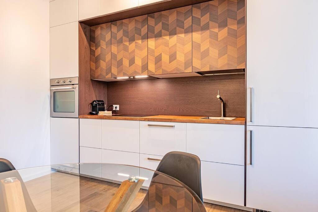 Guest Planet - Stylish Flat Bisceglie M1 Lägenhet Milano Exteriör bild