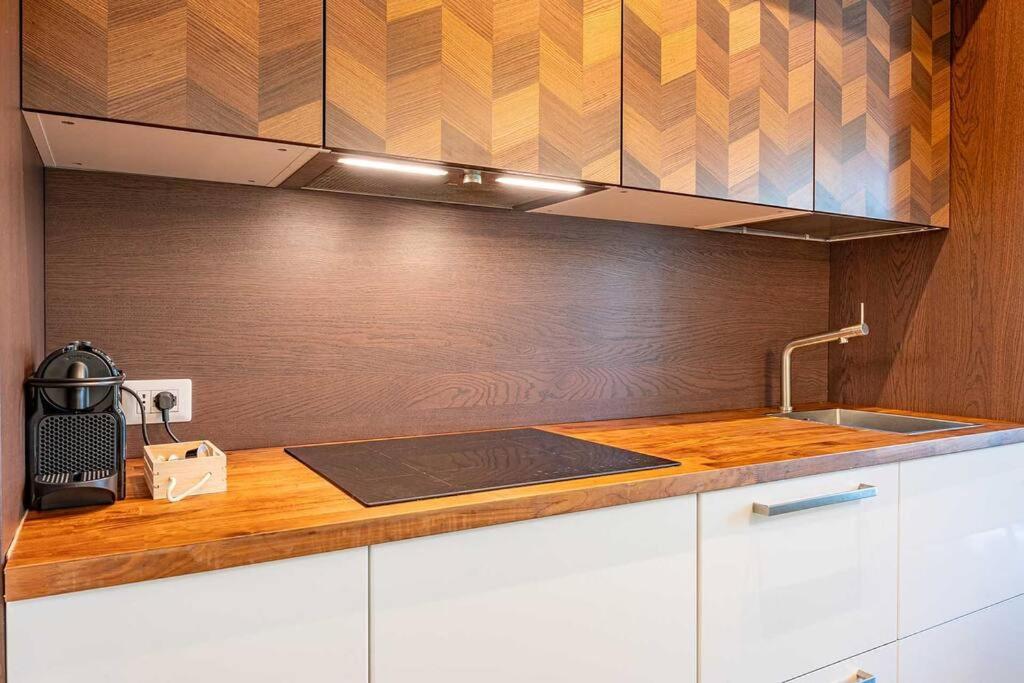 Guest Planet - Stylish Flat Bisceglie M1 Lägenhet Milano Exteriör bild