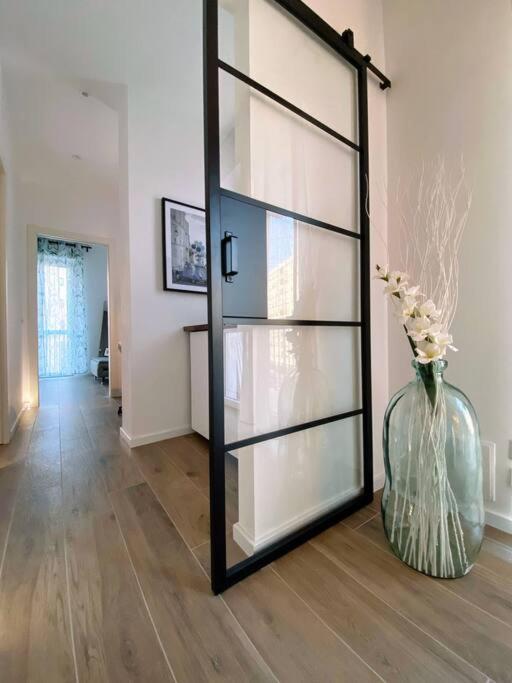 Guest Planet - Stylish Flat Bisceglie M1 Lägenhet Milano Exteriör bild