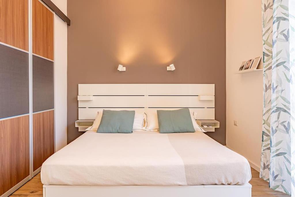 Guest Planet - Stylish Flat Bisceglie M1 Lägenhet Milano Exteriör bild