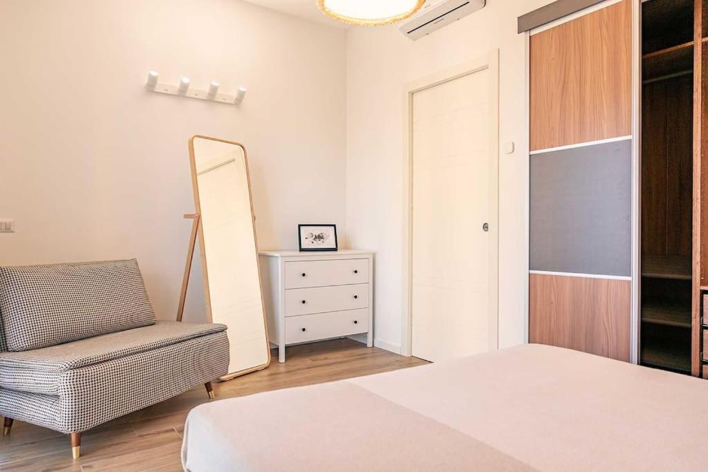 Guest Planet - Stylish Flat Bisceglie M1 Lägenhet Milano Exteriör bild
